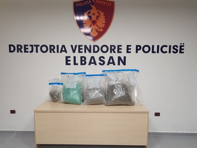 C463AAED-6E77-40F0-A78B-A6E7C6254ECD