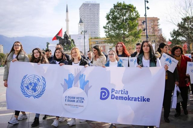 E4BA71E2-7D3C-4F3F-8ABC-30247CA97FE3