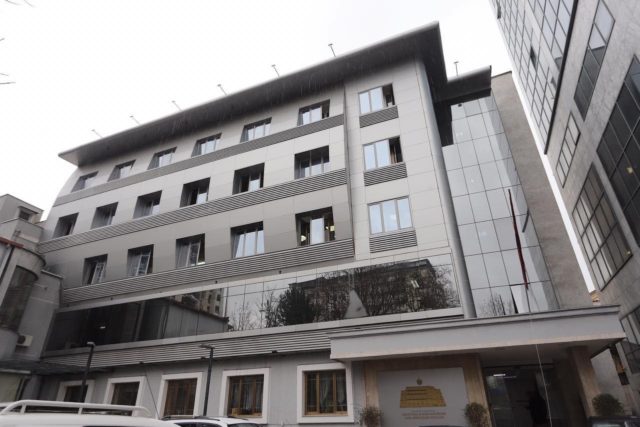 4362AC9A-BC2D-4260-BD69-C6D1F69B9D4A