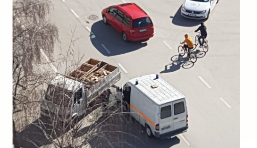 6FDF1304-055D-4180-8696-73F2C334F15E