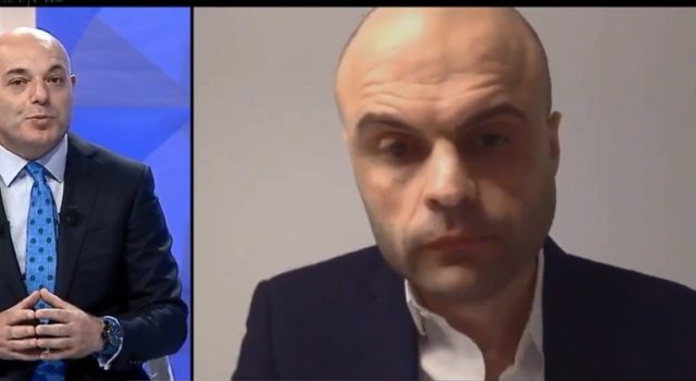 9223E41D-00F0-41F2-8483-2711387DF748