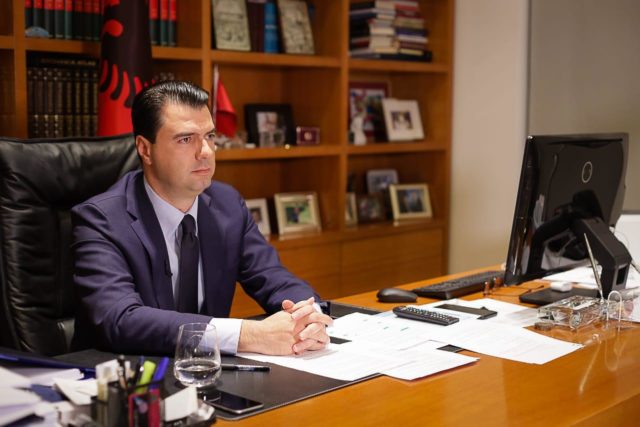 DE44A0B3-739F-4E62-B891-7D6DBB49E4A0