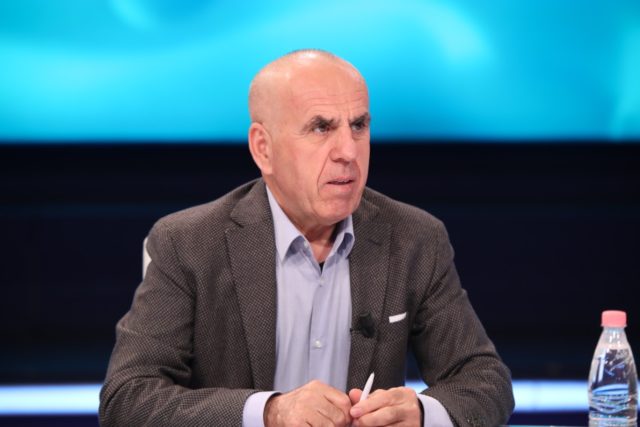 F9661418-743F-4500-8C33-E75835889333