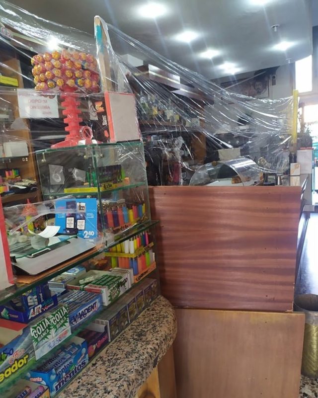 itali koronavirus dyqane me plastmas