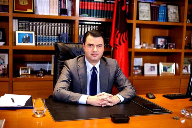 58403E8B-286B-4039-9A39-DF0DC8B0B44A