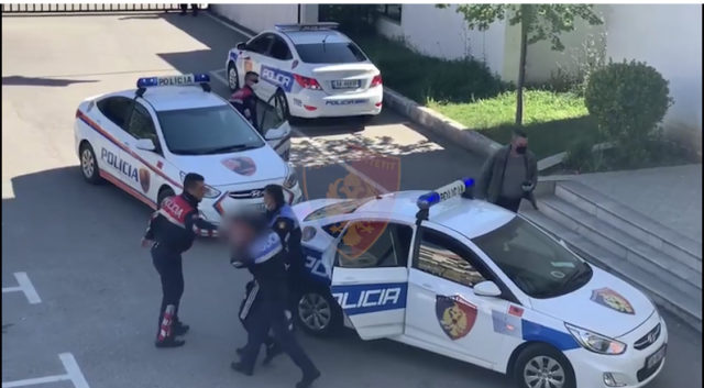 E8850380-1B21-46C2-9194-66FD08CF7FF8