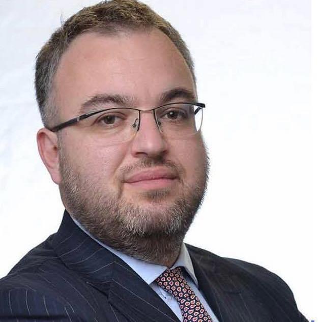 B1F92969-40DE-421C-B339-316EBB587ECF