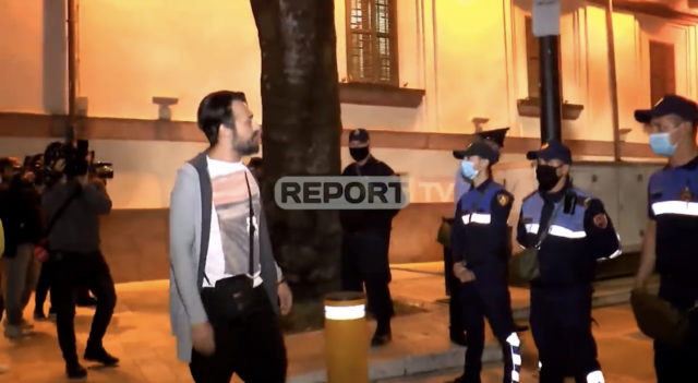 B3C1EE3E-4E76-49FB-BF61-1210D13EC06F