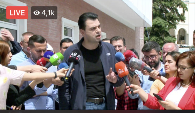 D7DB0178-1105-4250-AA2E-931828E80B5C