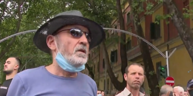 lubonja proteste sot