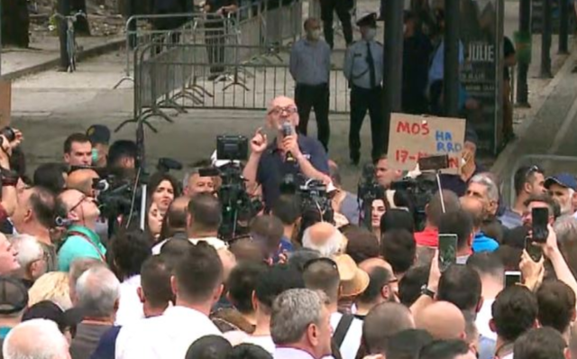 medi malkaj sot proteste