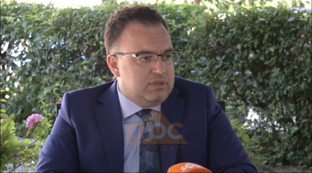 4E8FEC18-A829-4047-A435-379405D56F50