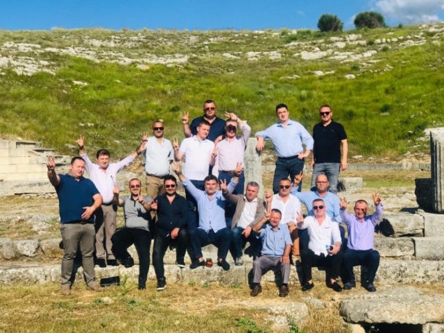 C46D4A3B-2181-43E3-BDE3-2620D0AE5302