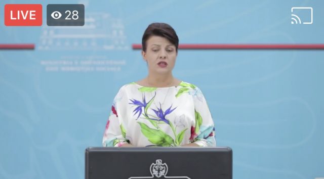 52A00DED-3C6E-409E-946C-C2212F380D28