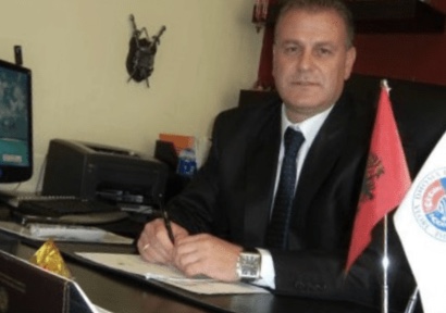 5D3F9AE3-2CAC-4B7C-8FFE-A4D058AF74FF