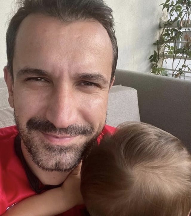 B83DEBD4-E121-42E4-912C-9C6AE84A9F0A