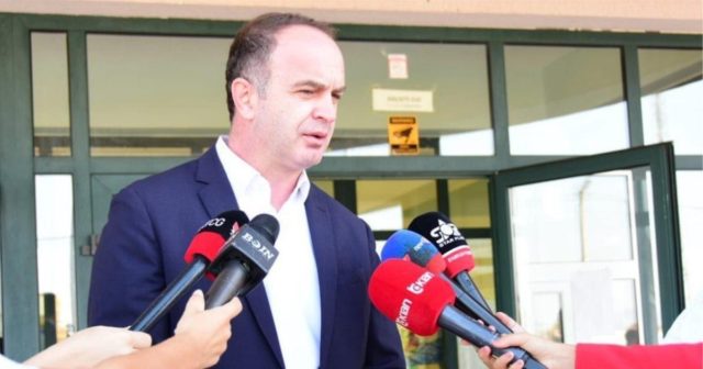 C09BE1FD-A3D5-4B75-A237-C8EA84753565