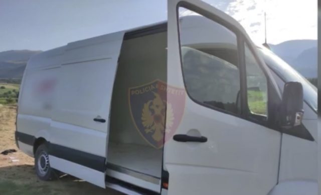 DB118C68-7A34-4E7E-95AE-F34869797BB6