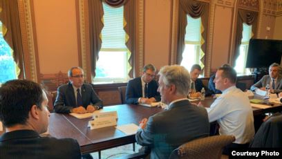 17028B7A-C62A-4B44-BD05-E7517A0707DA