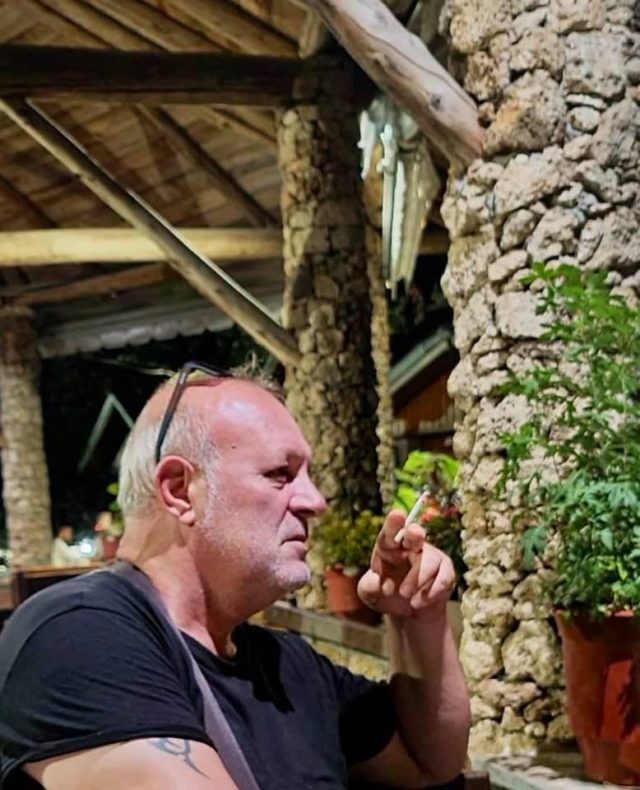 4AF70D93-38AD-412F-8923-43774FB3CF20