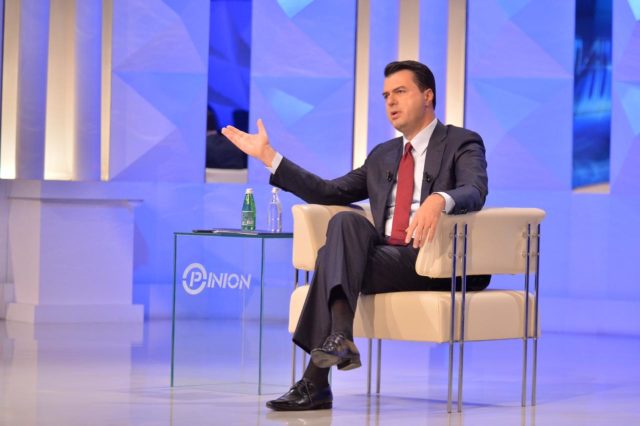 7CB75E22-50B7-4A92-BD8F-15435DCC4211