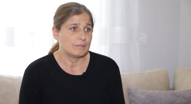 E5BF40DD-14C7-4B4A-9C67-AAF8736269C9