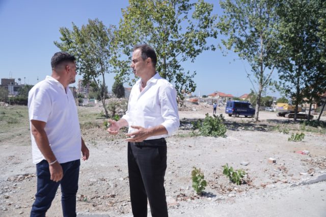 F33DCD09-F115-402F-ACE7-E5C0586510EF