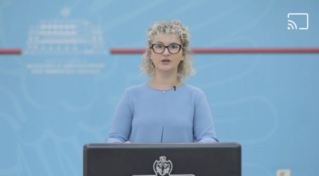 1C6B3890-E93E-4F4F-8C42-7BD714E48589