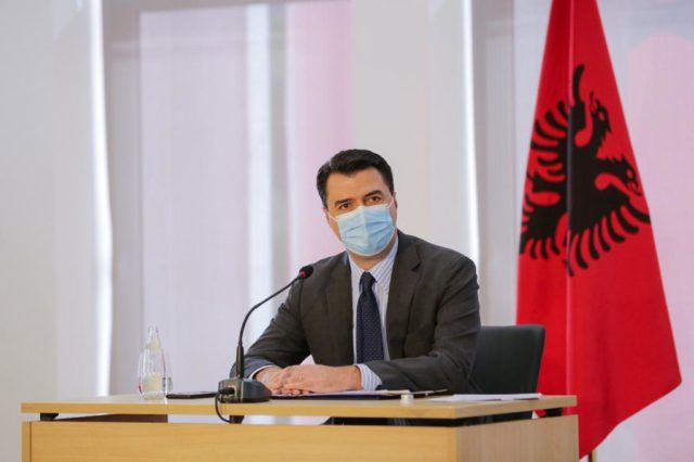 4657E3E3-6A65-483E-8409-A103084BFE2A