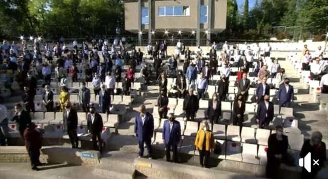 AB2DFDDB-E33E-4B1F-8DF6-082DAA5D1757