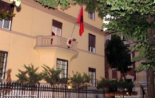 E35EA682-D5F9-462B-954D-E10DE33324AB