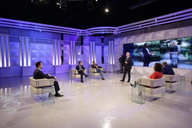 306453C2-8E06-43FE-A8DD-9C989C703104