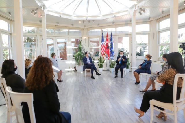 4450D7AC-EEDE-4AAA-B779-720396800A03