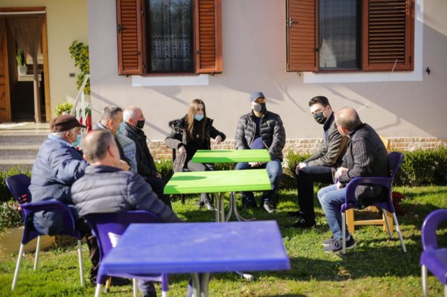 7030DEE4-FDE1-406A-8D88-46D38CF58278