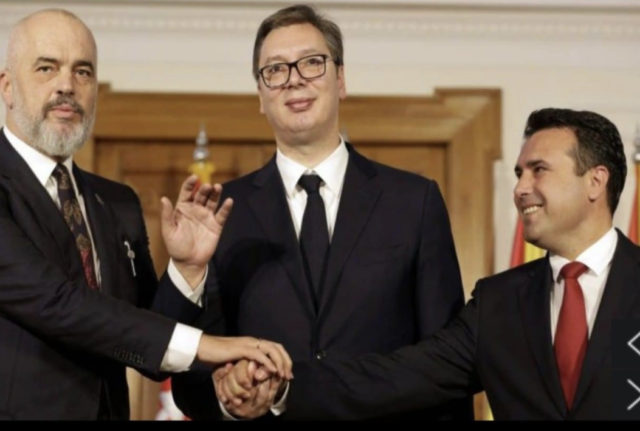 AE81E47E-508F-4D29-B865-B31B5E8C4E18