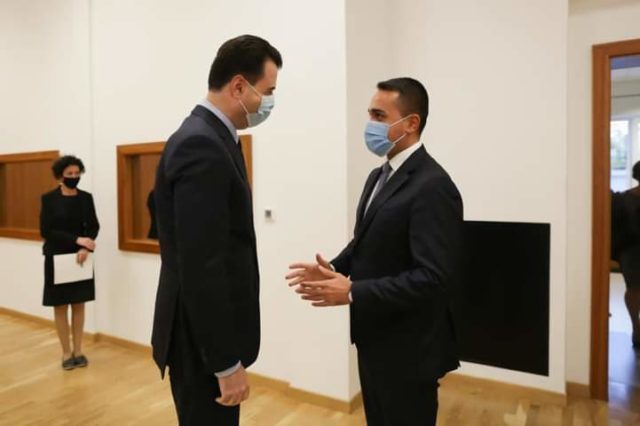 E6A92ABD-AA41-40BD-B0E4-C07B36E7E9BC