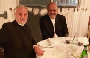 0B15E6C4-0096-4E28-8DF6-D5CE80043265