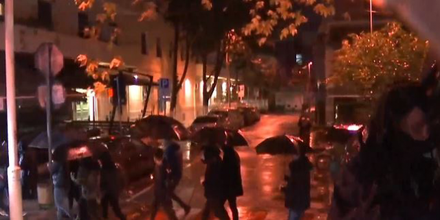 2D8F8CF9-69CD-4140-8366-B85B76ED1758