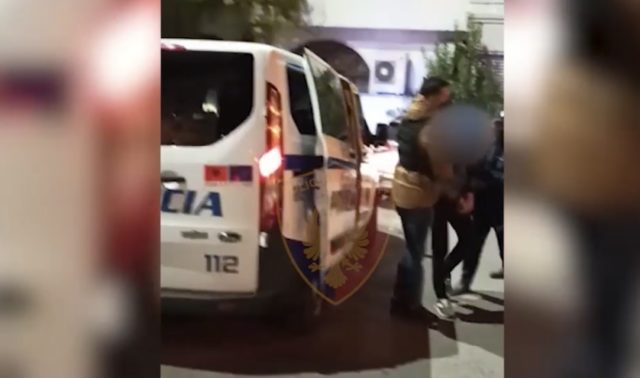 6B325E8F-E731-46B4-9F86-F1FF4670C1B1