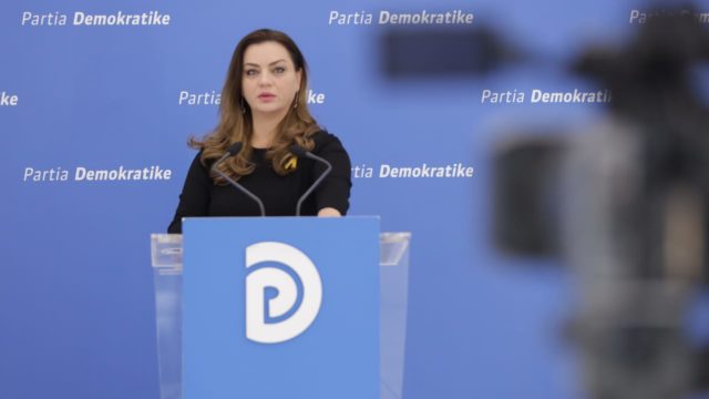 78C3F4F4-E70B-42A8-BDD2-C483DD3ED4D5