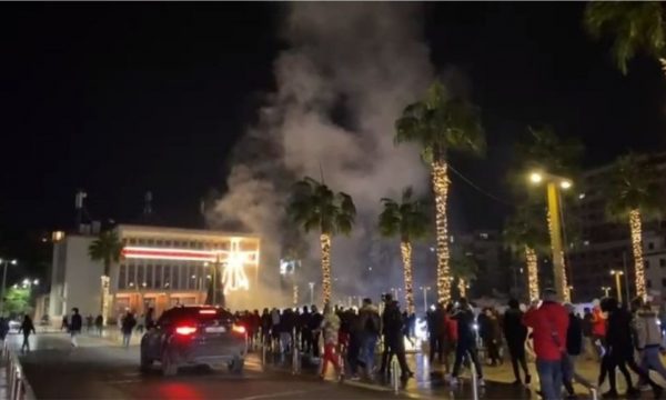 94CE926C-A81B-4D1E-9F91-444D761C7039