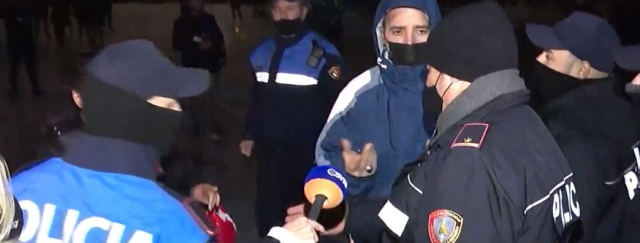 9E203B5C-5C78-4554-AE00-6BEF666B42D3