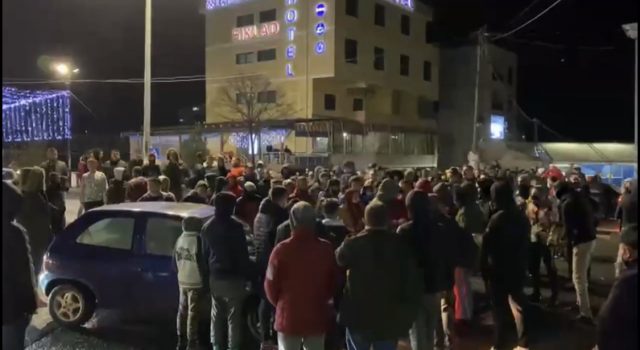 C2C7712C-EE8C-4FC6-BEC6-06067A4AA8D0