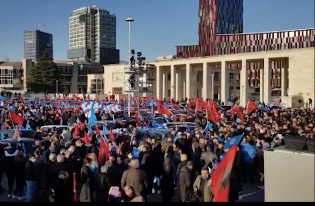 04B0DBB8-E78D-412B-953A-1E25A4C9BC6F