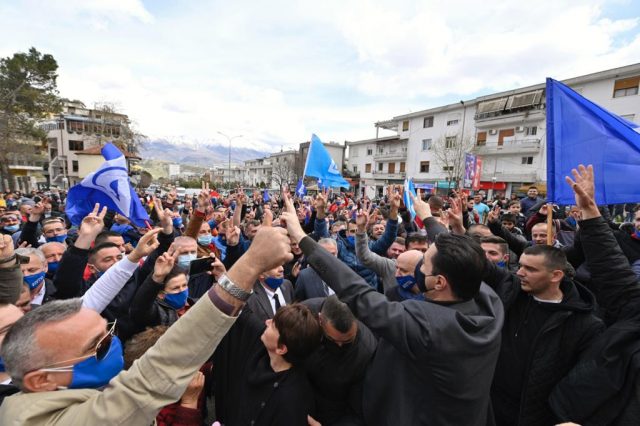 22F4E42D-22B4-4403-9D61-CDB851FD966D