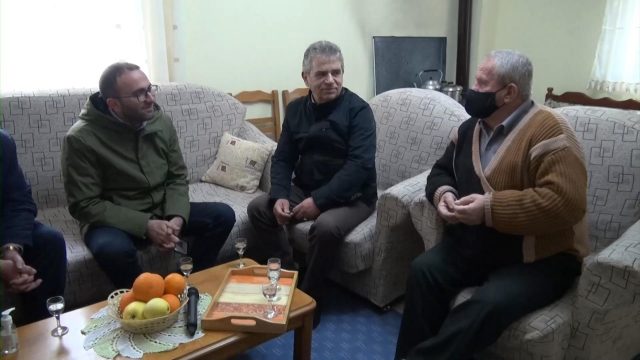 4A9D85F1-4650-4B38-BED6-97F34A6CB1DA