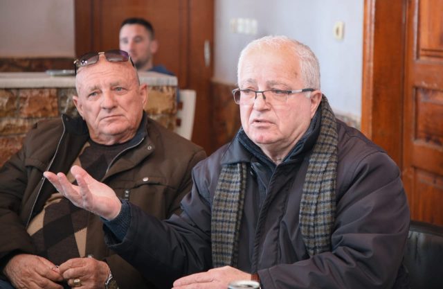 57B2023F-5016-493E-AFD7-CCCB2A734875