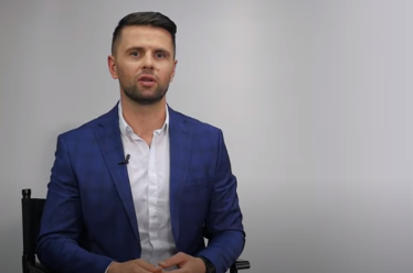 7A31758F-1C5E-44F7-9D5D-29386CB014EA