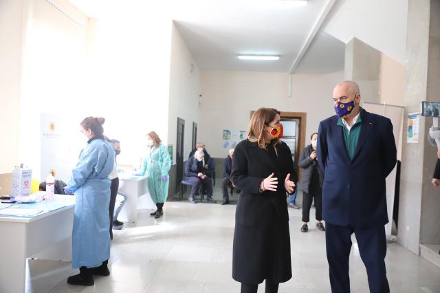 AF0EAECC-D889-43F2-8DA0-0B4AF66D58B4