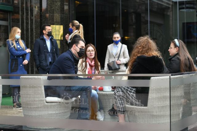 B6446B48-B28B-404F-85A9-9E7D789212D0